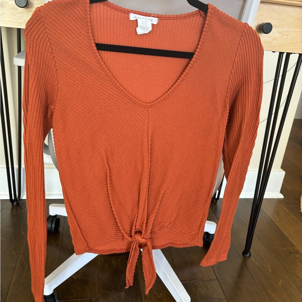 Women's Rust V-Neck Tie-Front Top